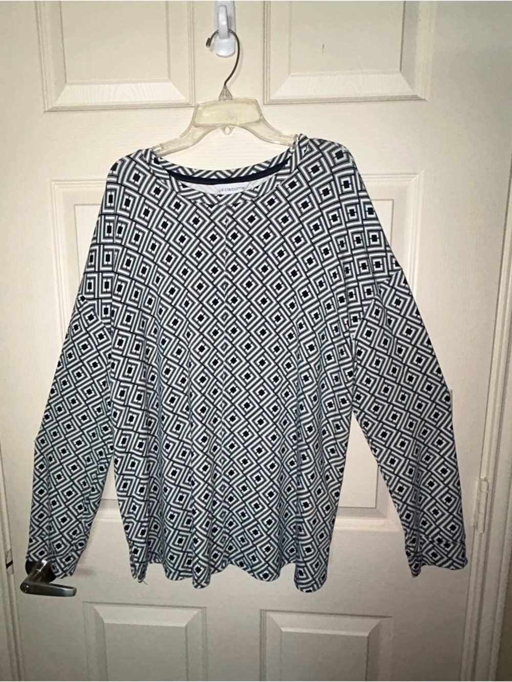 Liz Claiborne XXL Navy White Geometric Long Sleeve Stretch Blouse